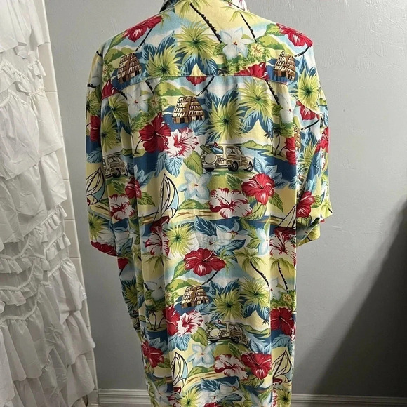 Utility button down top - Picture 4 of 8